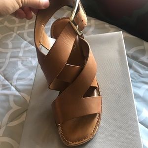 Cache sandal